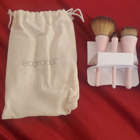 Ecotools make up brushes - Picture 4 of 6
